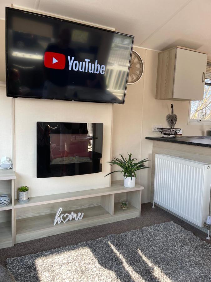 Haggerston Castle 6 Berth Caravan - Lakefield 115 Cheswick  Zewnętrze zdjęcie